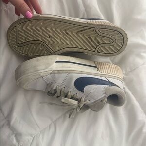 Nike Women's White and Blue Sneakers